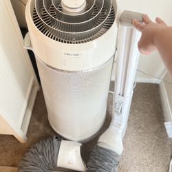 Frigidaire AC Unit 