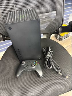 Microsoft XBOX Series X Disc. Version 1TB SSD 4K with One Wireless Controller, Power, HDMI Cords