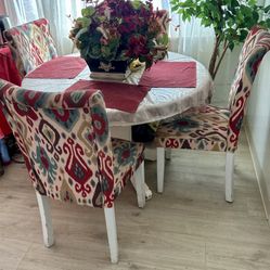 Round Dining Table With 4 Chairs