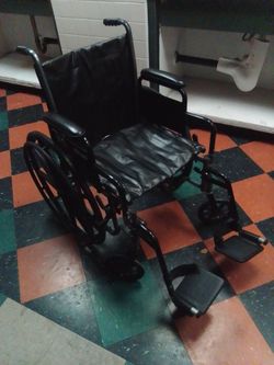 Drive wheelchair