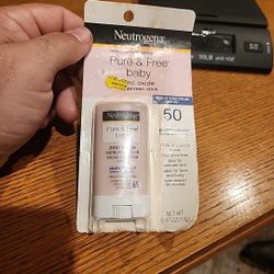 New Neutrogena Pure & Free Baby Zinc Oxide Sunscreen Stick Broad Spectrum SPF 50
