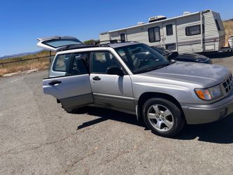1999 Subaru Forester
