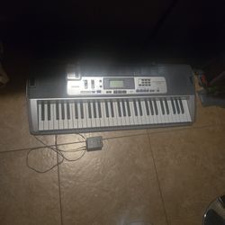 Casio Music Keyboard 