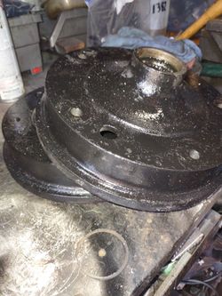 Front brake drum, 5 lug