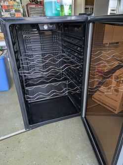 Magic Chef Wine Fridge