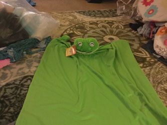 Two baby blankets w frogs