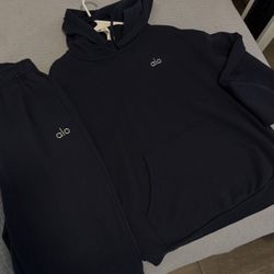 Alo Yoga Navy Blue Set 