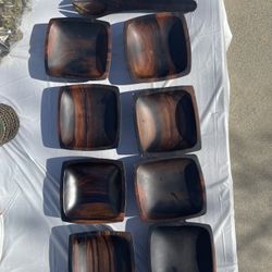 Salad Bowls Service For 8