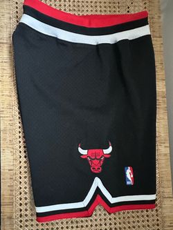 Mitchell & Ness Authentic Shorts Bulls Small 36