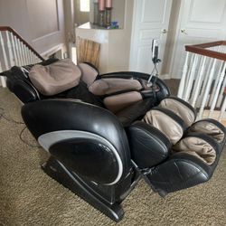 Osaki OS-4000 Massage Zero Gravity Chair