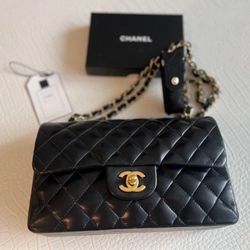 Chanel fashion items