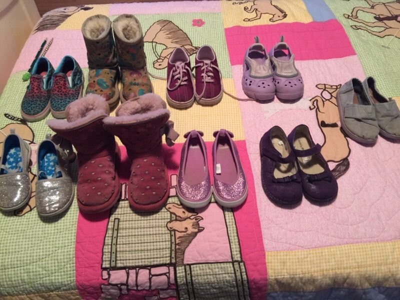 Girl's shoes