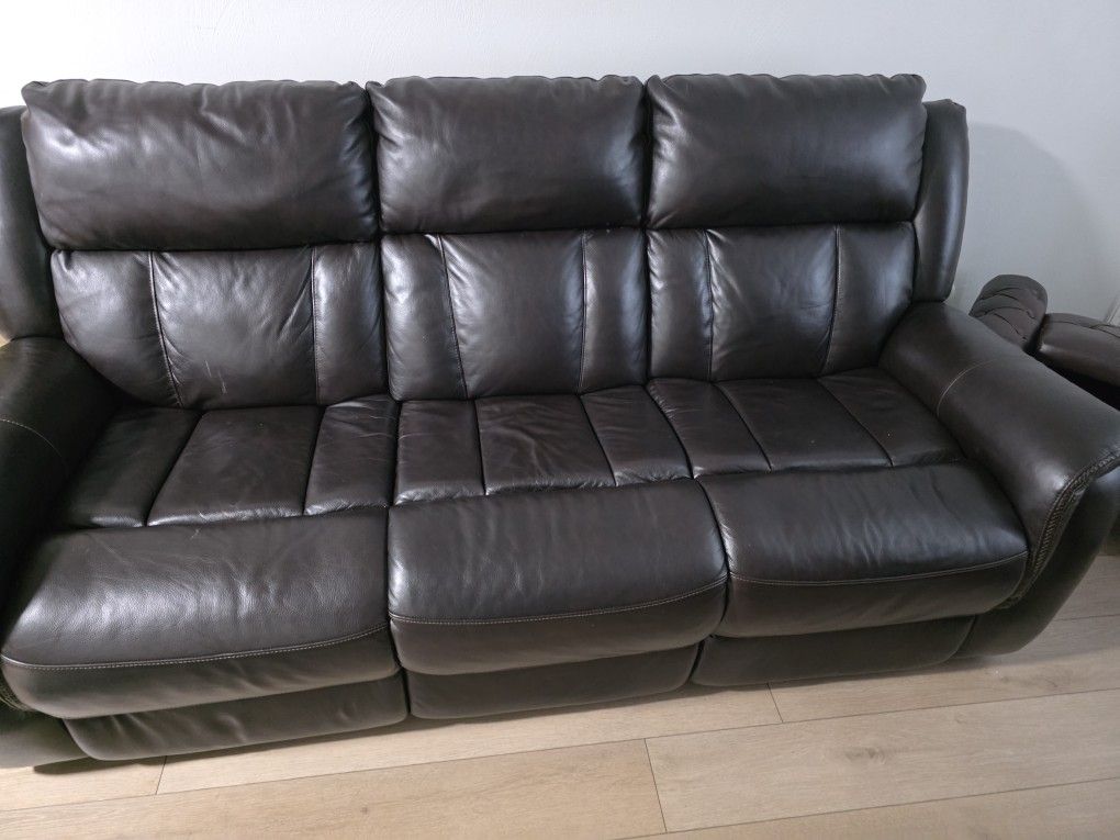 $300- 3 Seat Leather Sofa - Make Your Offer!!