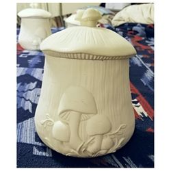VTG 1970'S "UNGLAZED" MID-SIZED MUSHROOM KITCHEN JAR