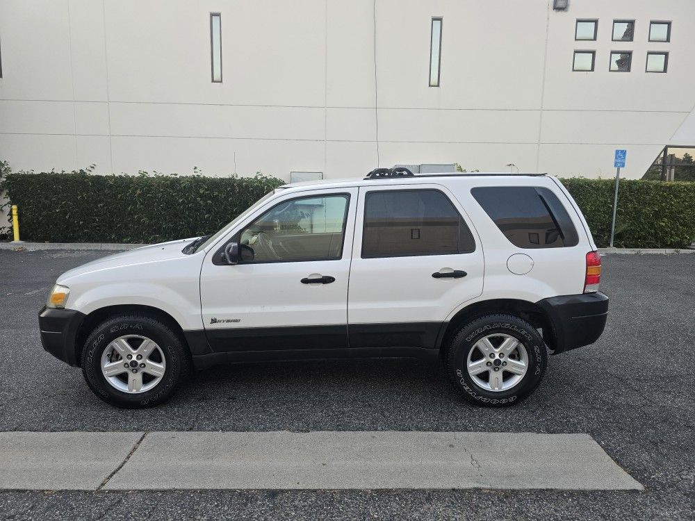 2005 Ford Escape Hybrid