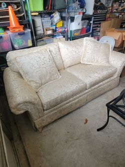 Couch/sofa