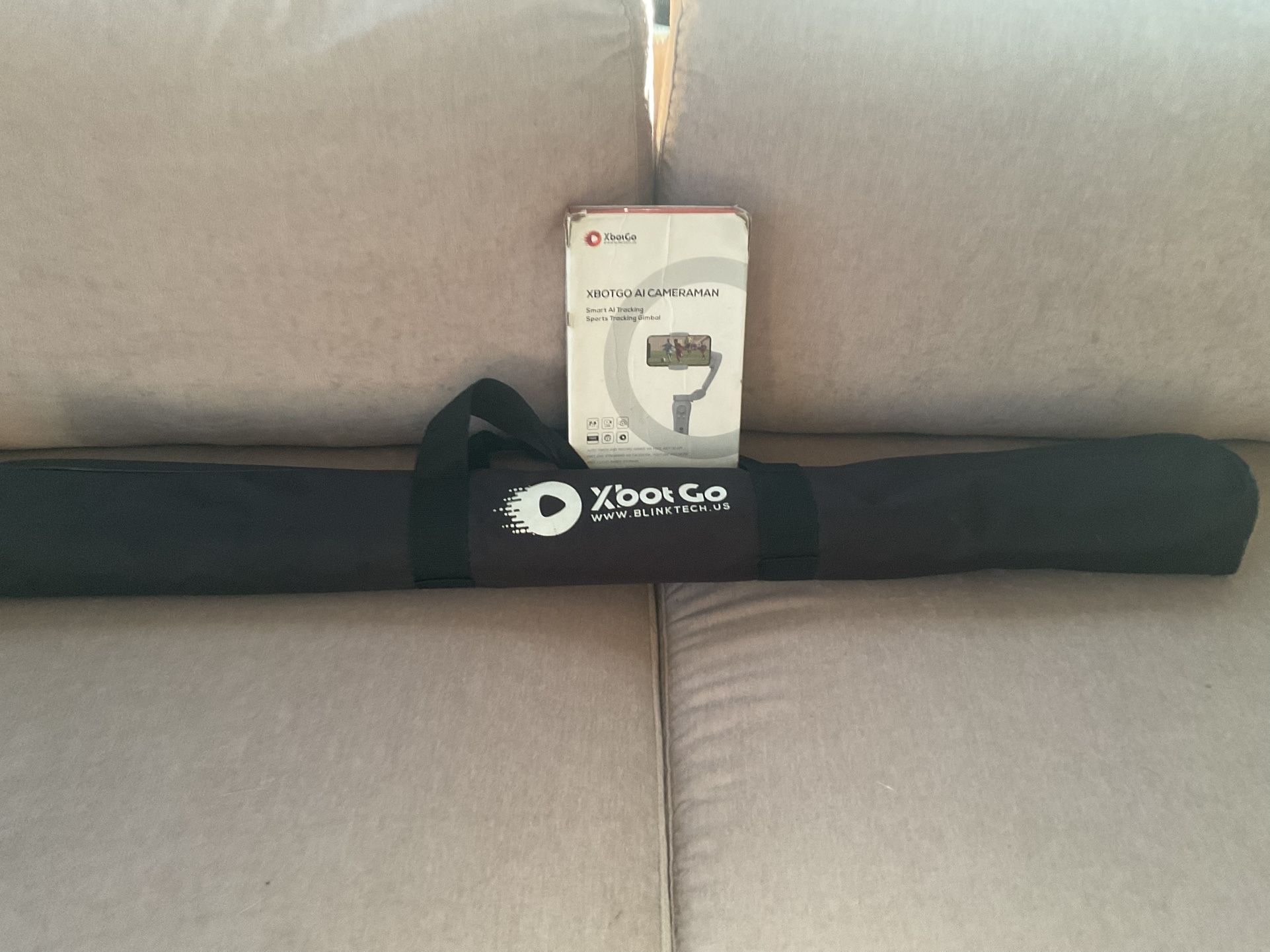 XbotGo AI Sports Gimbal + 13FT Tripod Bundle – Like New – $190