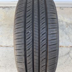 1 Laufenn Tire 225/60/16