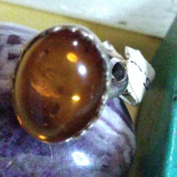 BALTIC AMBER STERLING OVAL RING. SIZE-8. 5
