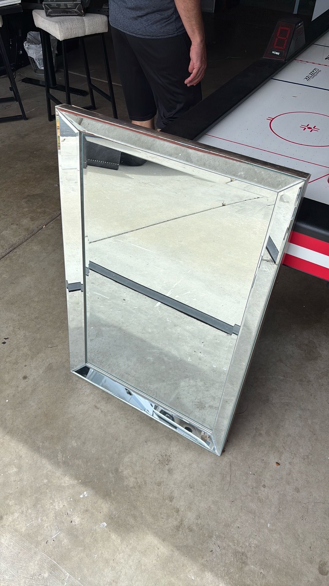Square mirror