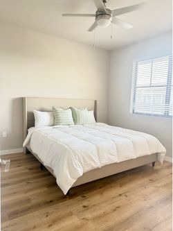 King Bed Frame – Excellent Condition $650 OBO