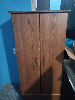 Wooden bookcase