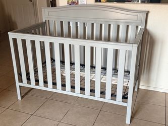 Delta Children’s 4 In 1 Grey Wood Baby Crib with Adjustable Mattress Frame (LxWxH: 27” x 54” x 44”) Model: 7380-026