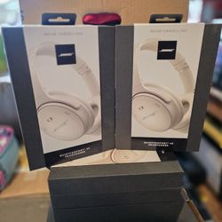 Bose quiet comfort 45 headphones- White