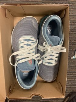 Reebok nano size 9 .5 women