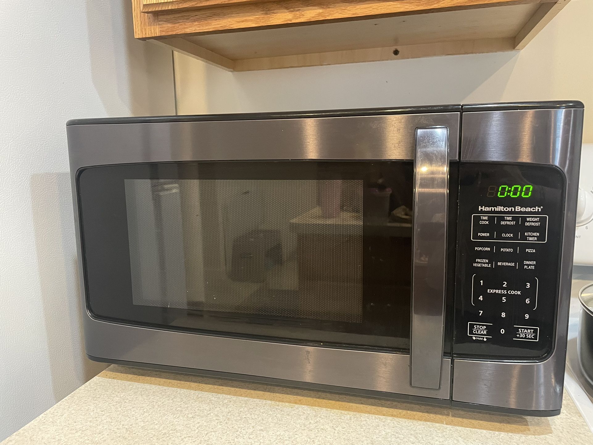 Hamilton Beach 1000 Watt Microwave