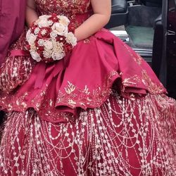Quinceanera Dress And Accessories 