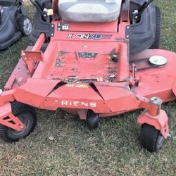 52" Ariens Zero Turn Riding Mower 