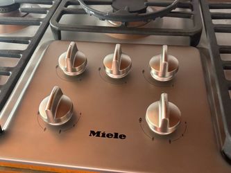 Miele 36” Gas Cooktop