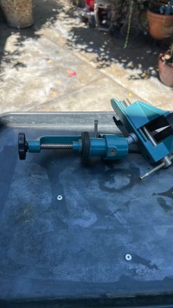 3" Universal Swivel Bench Vise – Multi-Angle Tabletop Clamp