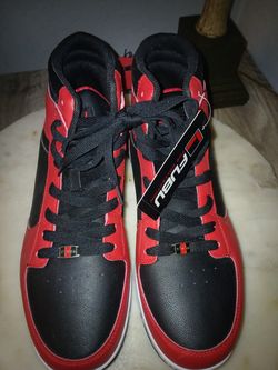 FUBU HERITAGE SIZE 13 NEVER WORN BRAND NEW