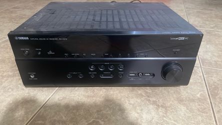 Yamaha RX-V675. 7.1 Surround Sound Receiver.