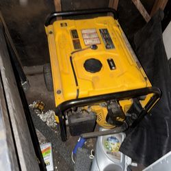 6500-watt Gas Powered Portable Generator