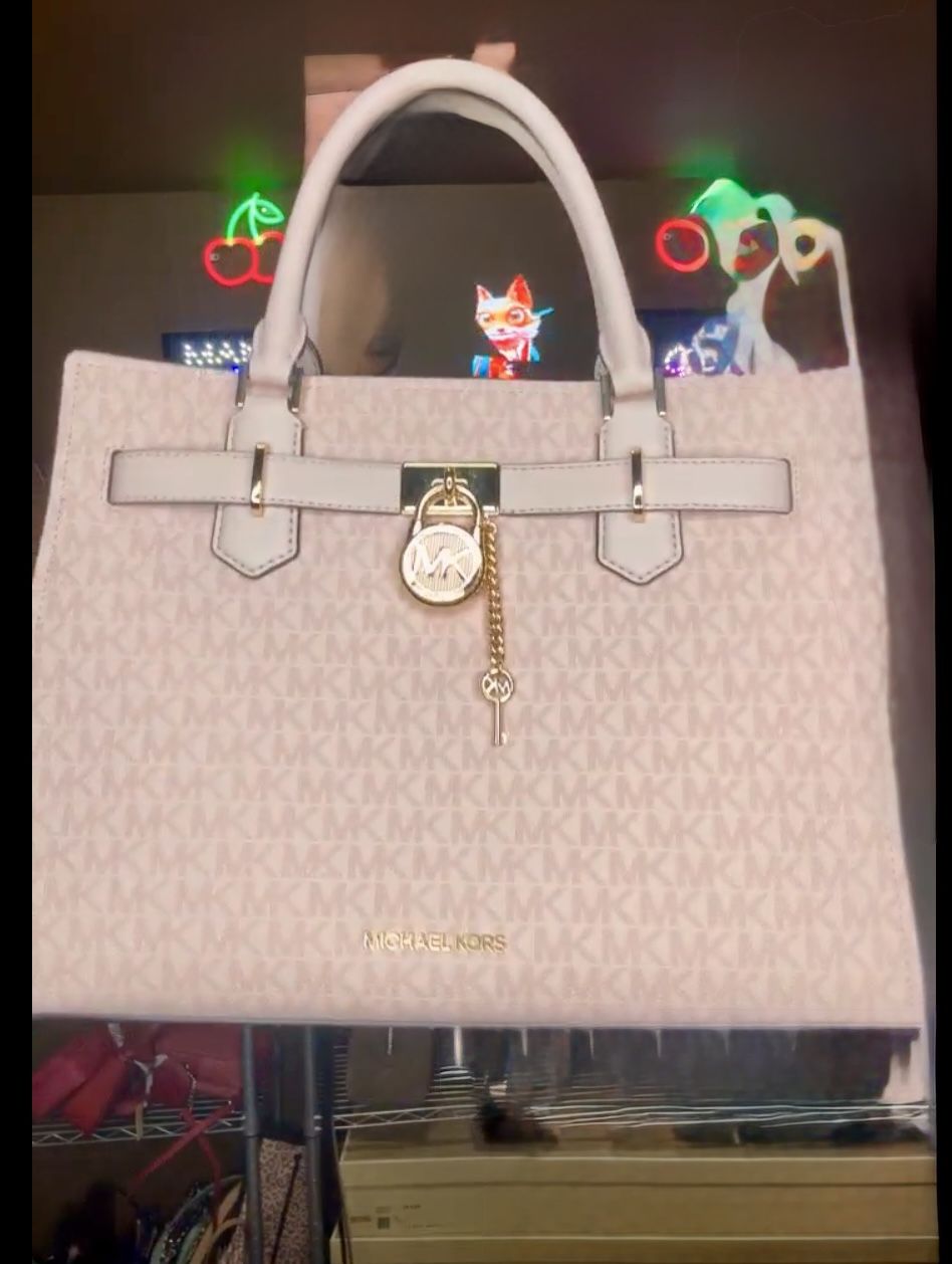 Michael Kors Tote