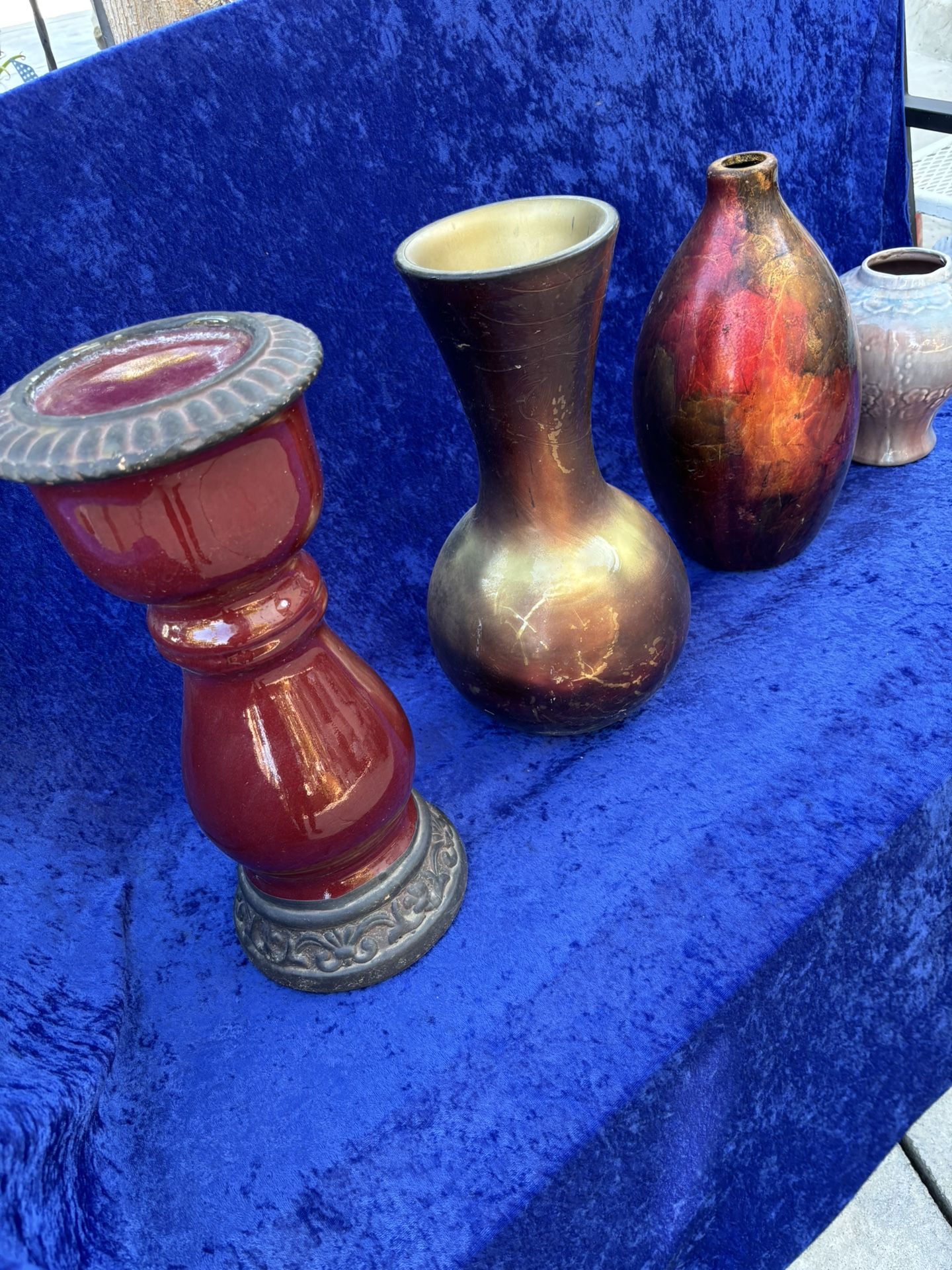 Vases each $10
