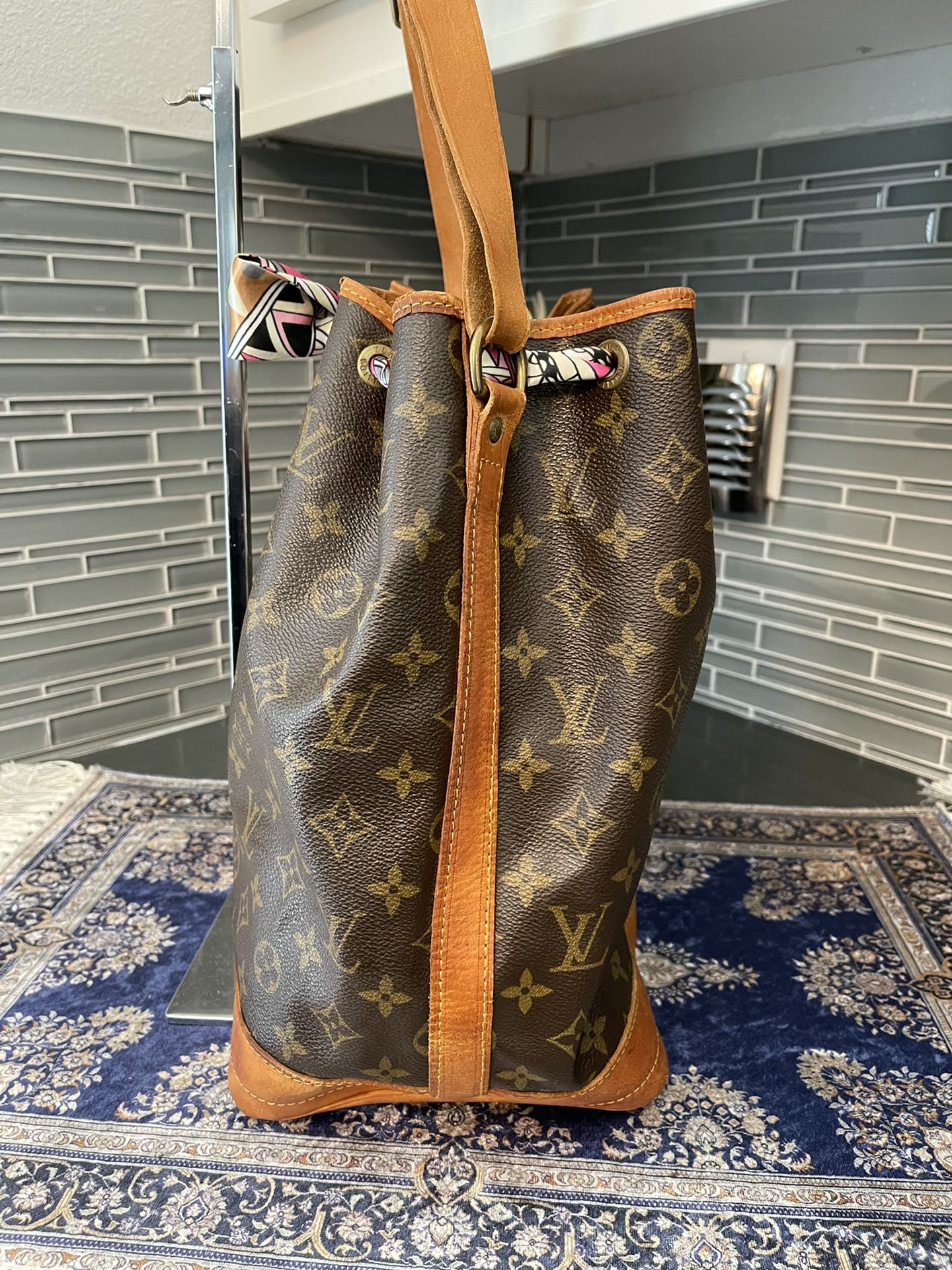 Louis Vuitton Noe Monogram Shoulder Bag for Sale in Sunnyvale, CA