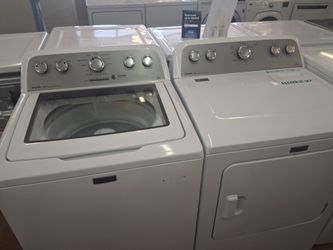 Maytag Topload Electric Set 