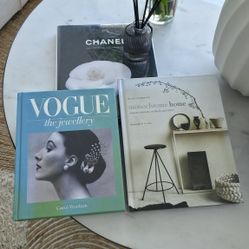 Set of 2 Books Designer Décor Books Vogue Monochrome Home.