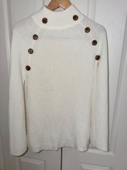 Linda Anderson Cream Button-Detail Cape Sweater