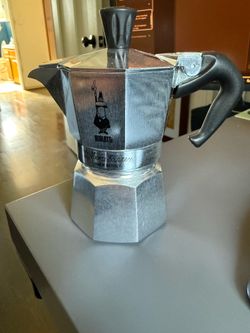 Bialetti Moka Express Stovetop Espresso Maker - 1 Cup
