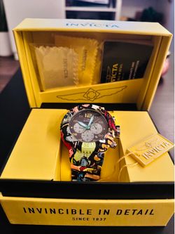 Invicta Pro Diver Quartz Chronograph (Model 43233), hydro-plated graffiti