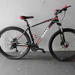 BICYCLE GIANT 21 SPEED SIZE 29 BRAND NEW 