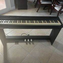  Donner DEP-10 digital piano