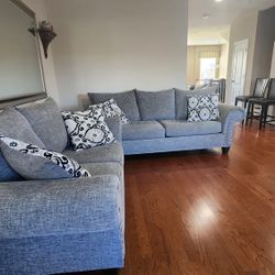 Sofa And Love Seat In Very Good Conditions 