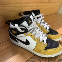 Nike Jordans Size 3Y
