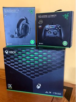 Xbox Series X 1TB bundle – Razer controller + headset